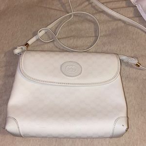 White vintage gucci purse